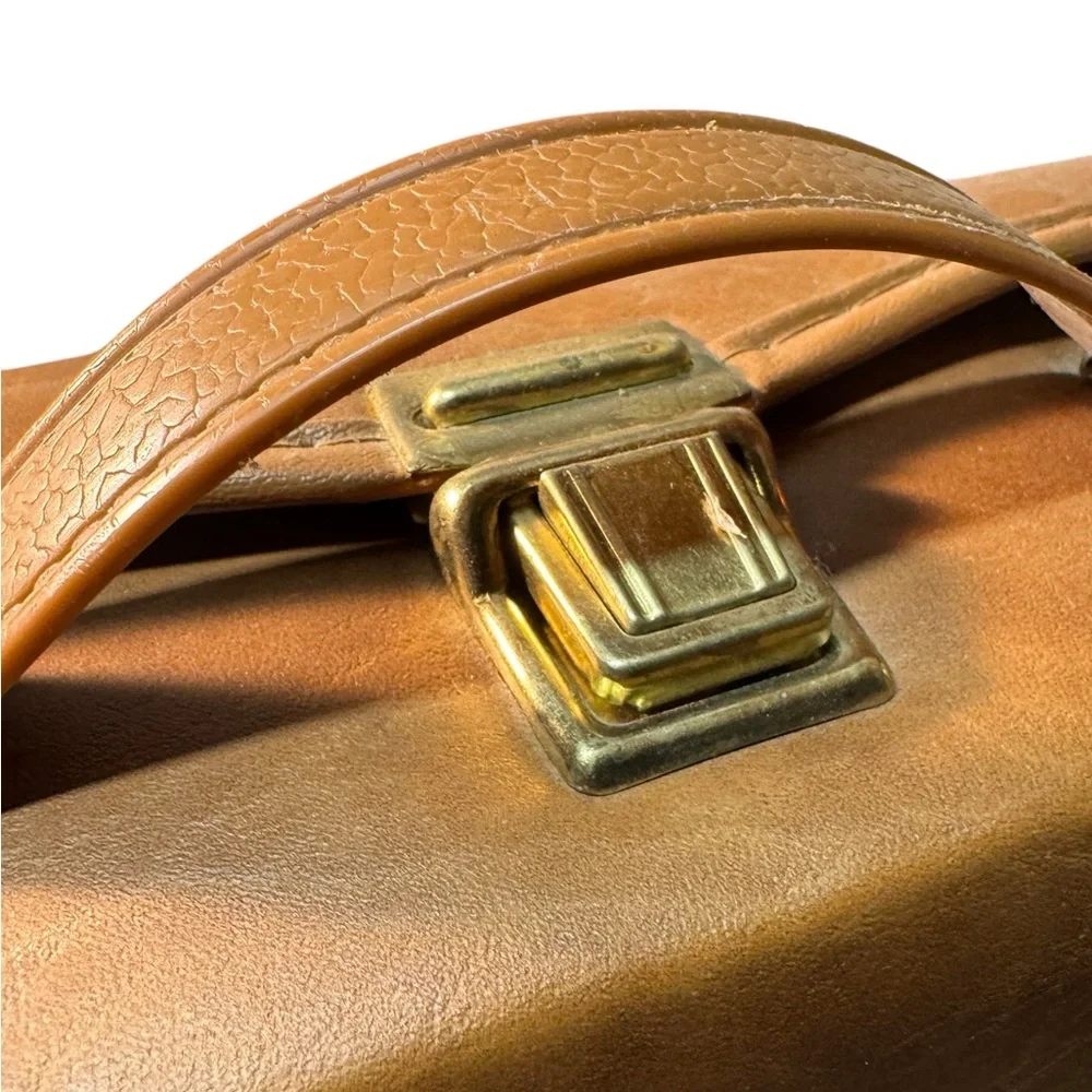 Vintage 1970s Classic Brown Vinyl Cassette Tape Case Carrier MINTY Holds 12